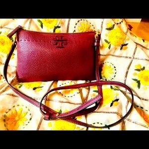 Trendy Tory Burch crossbody for sale!!